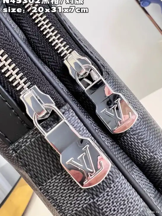 VUITTON Avenue NM-31*20*7CM Slingbag LOUIS 0501